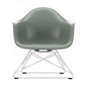 Vitra Eames Fiberglass Armchair LAR fauteuil 