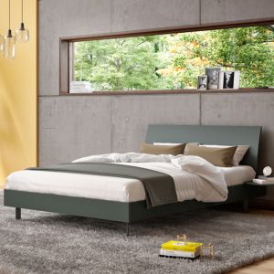 Interlubke Izzy bed